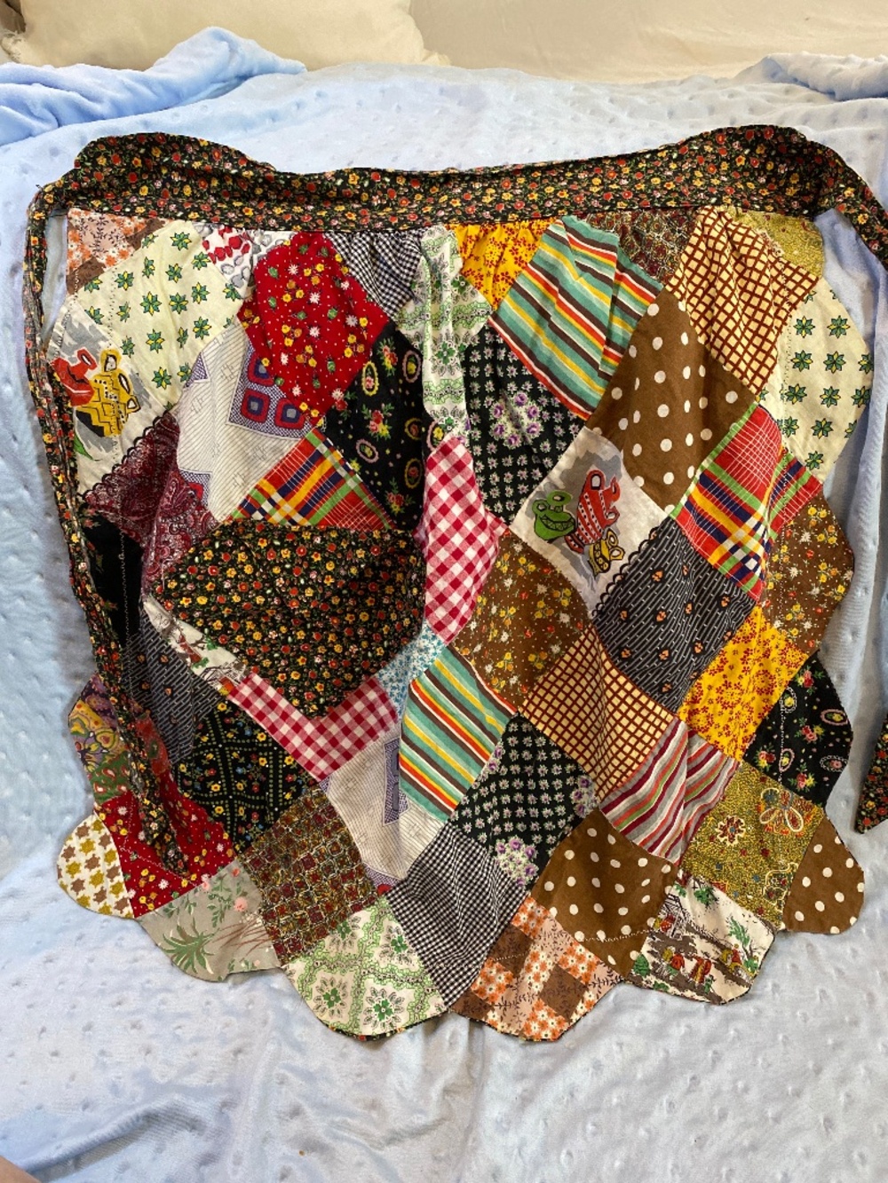 Homemade kitchen apron vintage